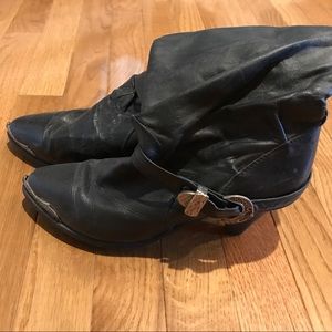 Vintage Zodiac black leather boots